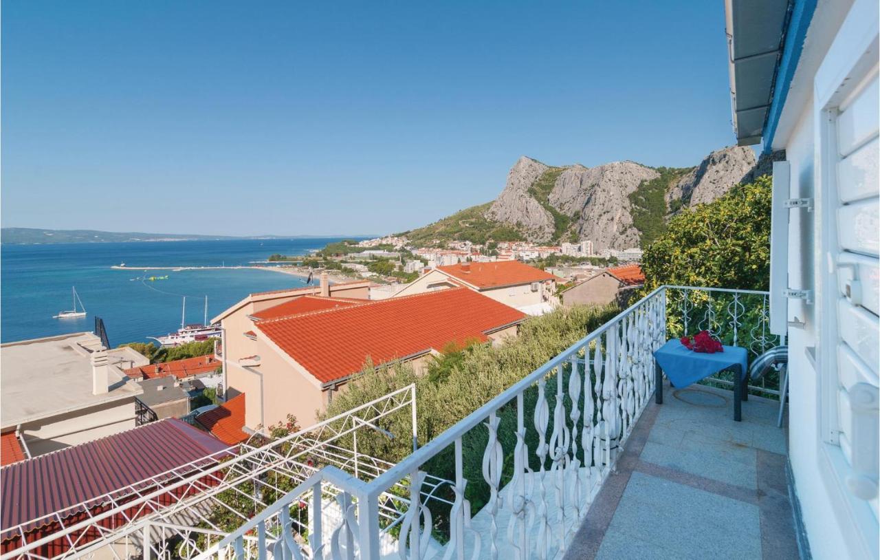 Gorgeous Apartment In Omis With House Sea View Dış mekan fotoğraf
